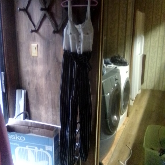 Woman's Jumpsuit, From Justify - Picture 2 of 4